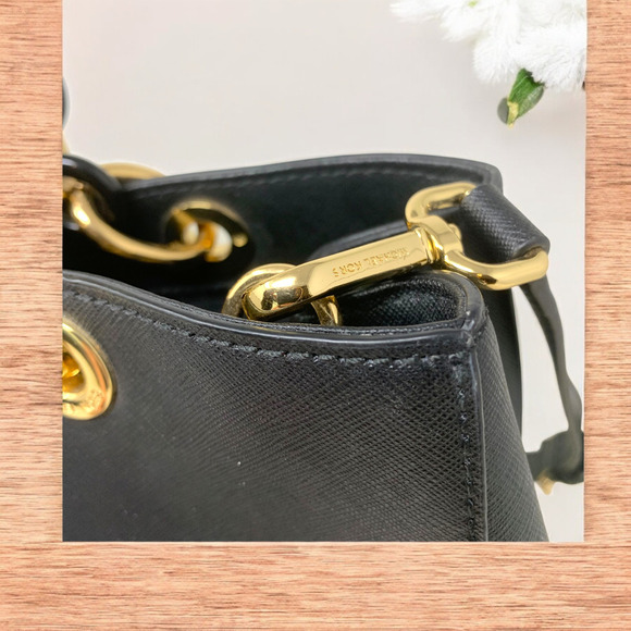 Michael Kors Cynthia Black Saffiano Leather Chain Handle Satchel Purse Bag - Picture 6 of 11